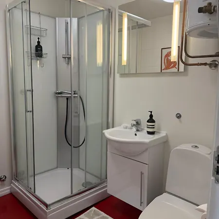 Apartamento Modern Stay In Central Stavanger With Historic View *